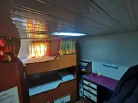 Nave di supporto in vendita