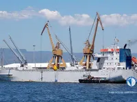 Nave refrigerata in vendita