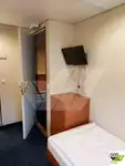 Chiatta adibita ad alloggio in vendita