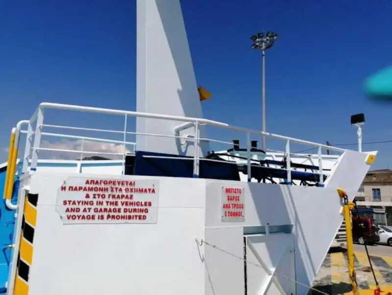 Nave passeggeri in vendita