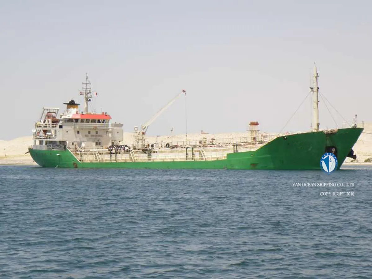 Petroliera/Chimichiera in vendita