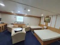 Nave refrigerata in vendita