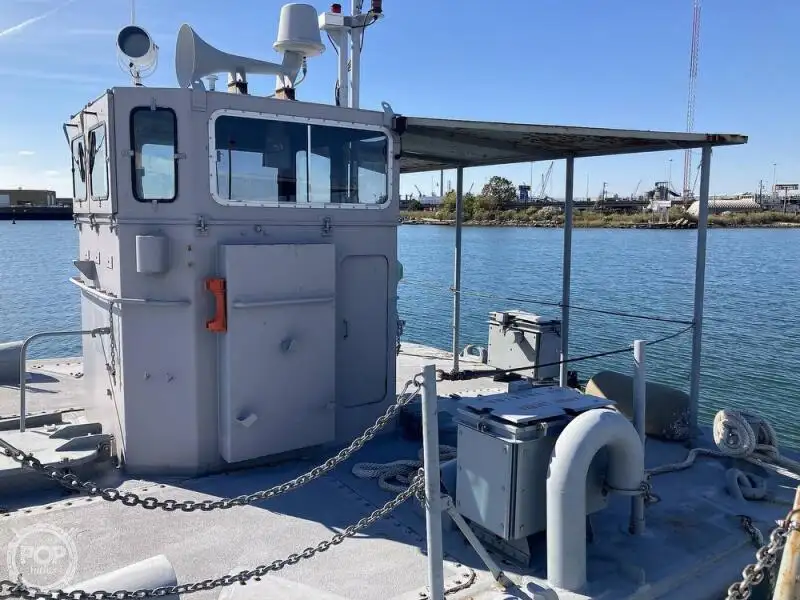 Nave da sbarco, con serbatoi in vendita