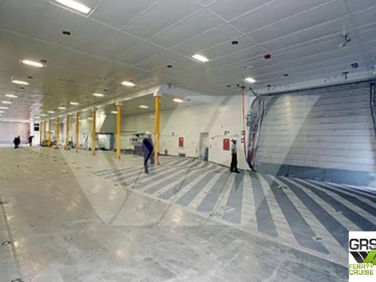 Nave RoPax in vendita