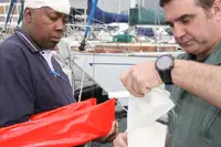 Nave di soccorso in vendita