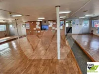 Nave da sbarco, con serbatoi in vendita