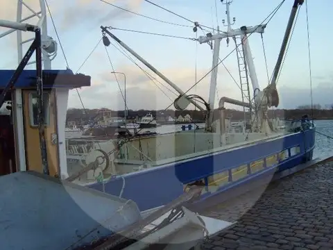 Peschereccio a strascico a trave in vendita