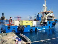 Nave di supporto in vendita