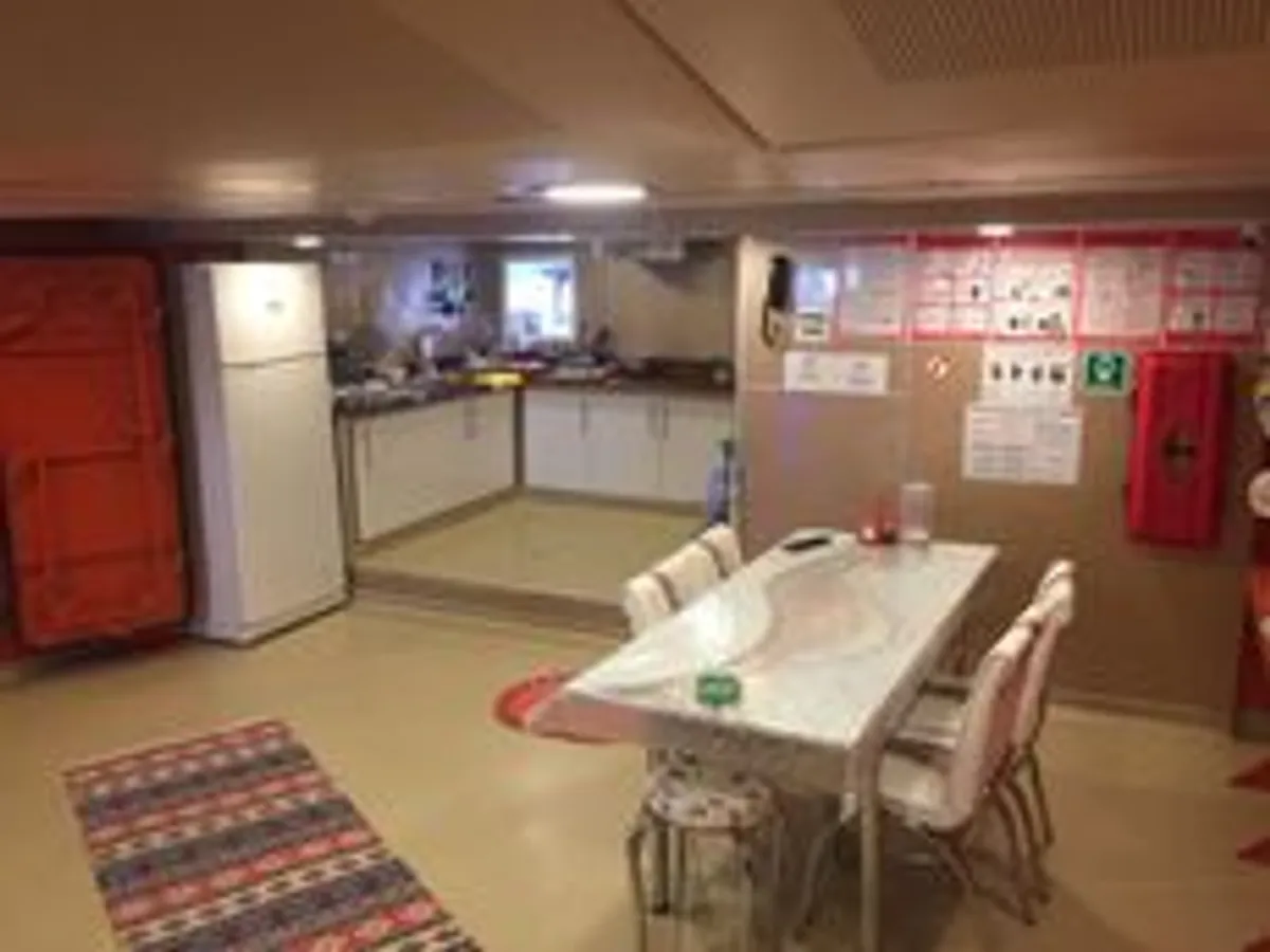 Nave passeggeri in vendita