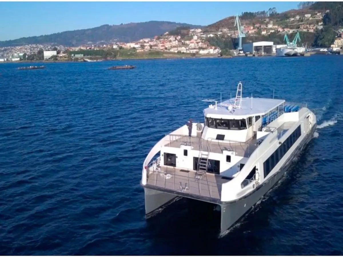 Nave passeggeri in vendita