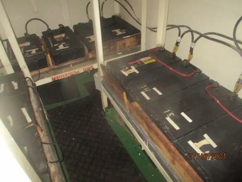 Nave refrigerata in vendita