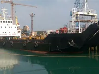 Nave da sbarco, con serbatoi in vendita