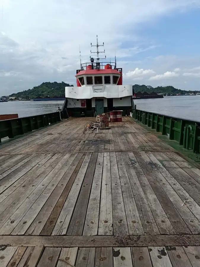 Nave da sbarco, con serbatoi in vendita