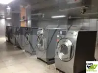 Chiatta adibita ad alloggio in vendita