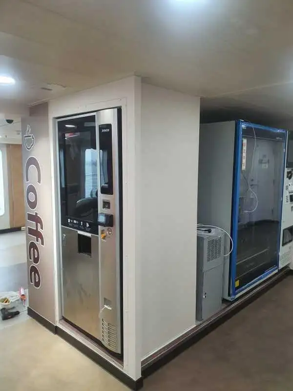 Nave refrigerata in vendita