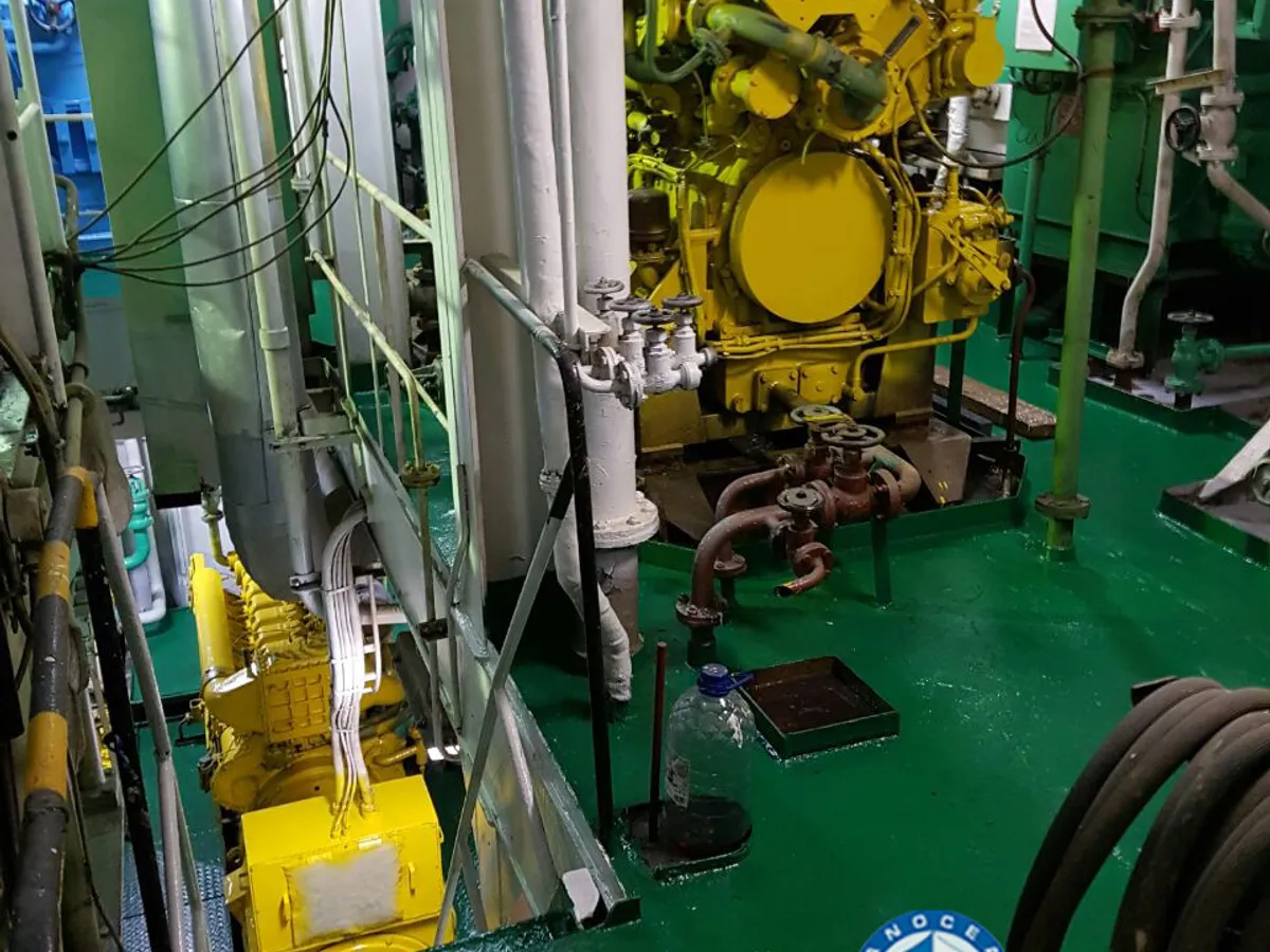 Petroliera/Chimichiera in vendita