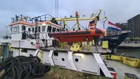 Nave di supporto in vendita