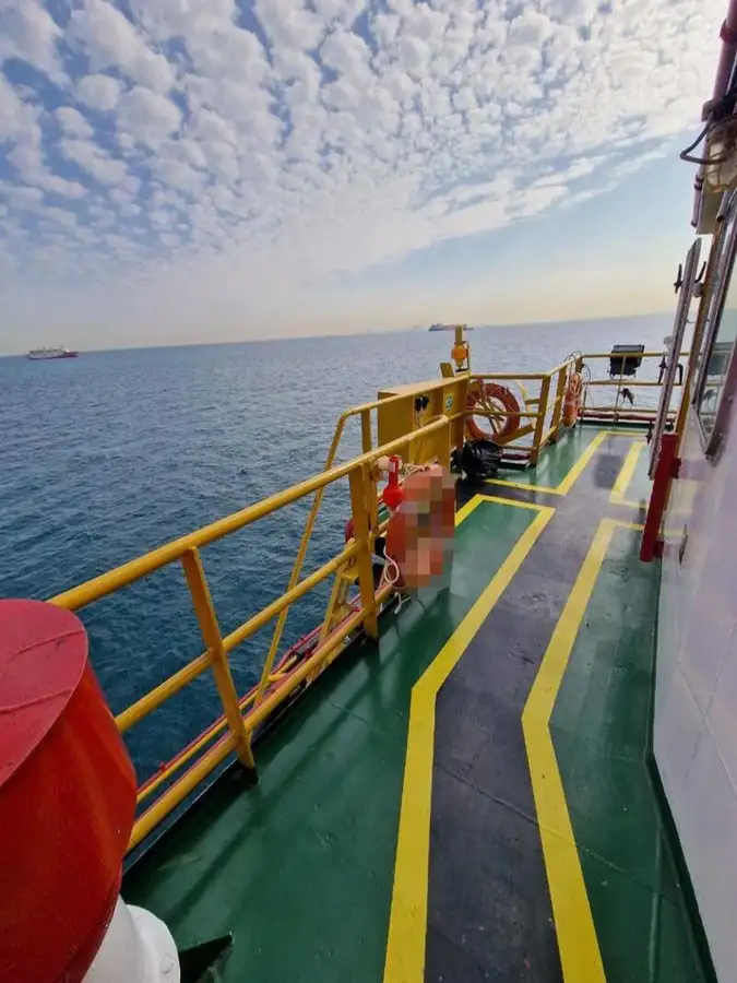 Nave di supporto in vendita