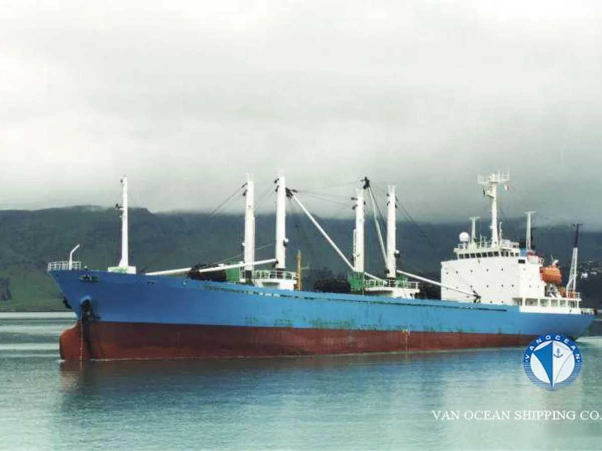 Nave refrigerata in vendita