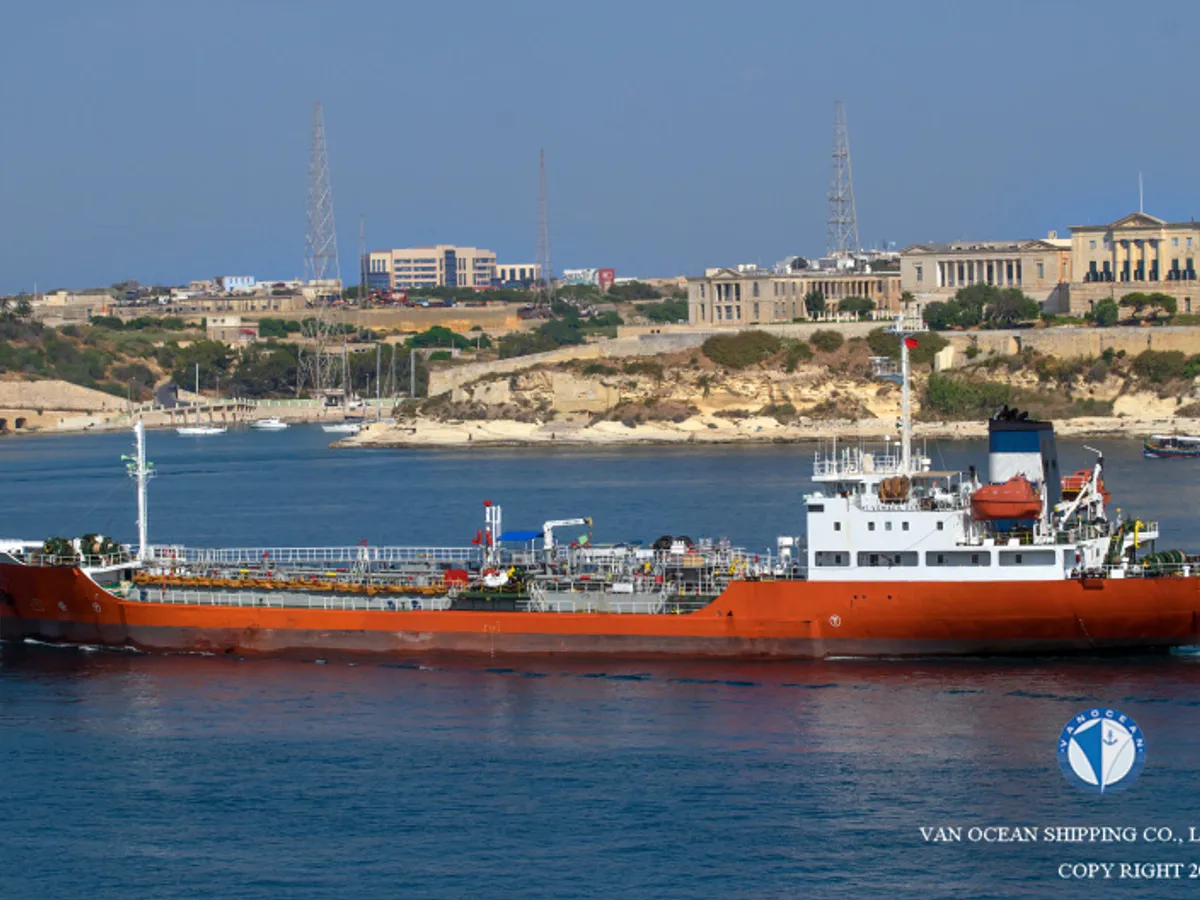 Petroliera/Chimichiera in vendita