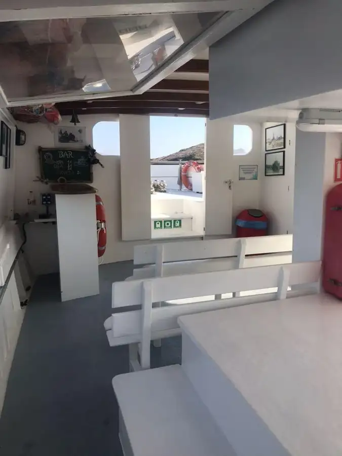 Nave passeggeri in vendita