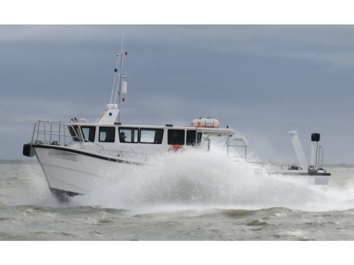 Nave da rilevamento in vendita