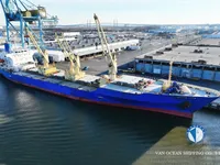 Nave refrigerata in vendita