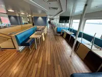 Nave passeggeri in vendita