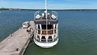 Nave passeggeri in vendita