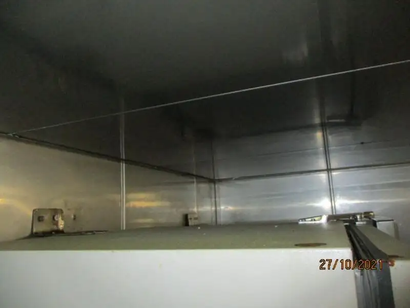 Nave refrigerata in vendita