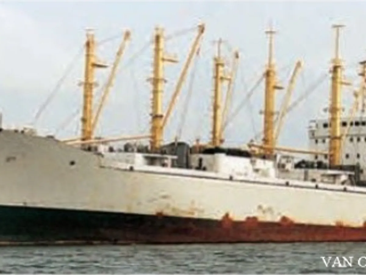 Nave refrigerata in vendita