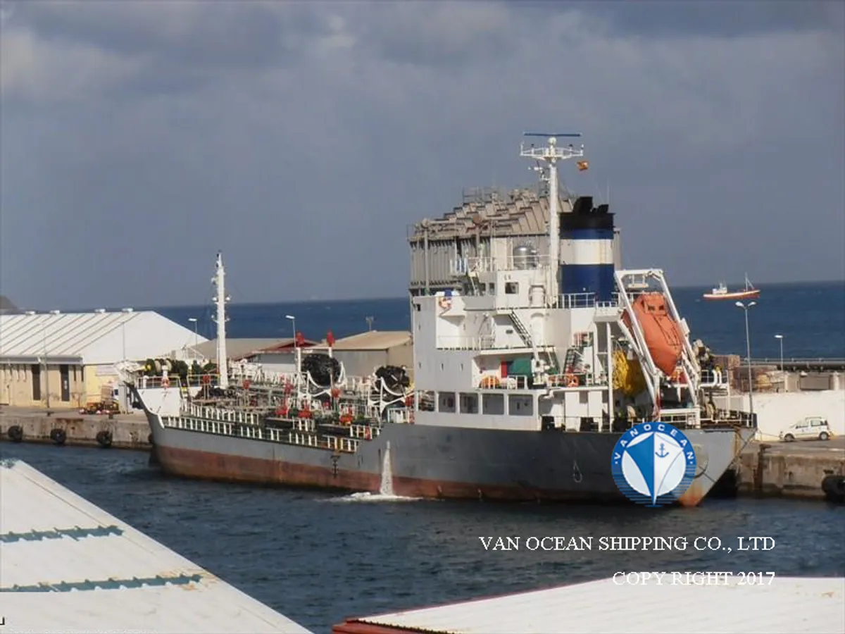 Petroliera/Chimichiera in vendita