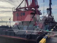 Nave gru in vendita