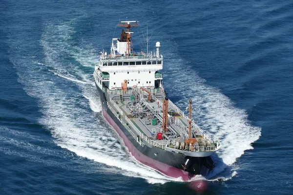 Oil/Chemical tanker for sale