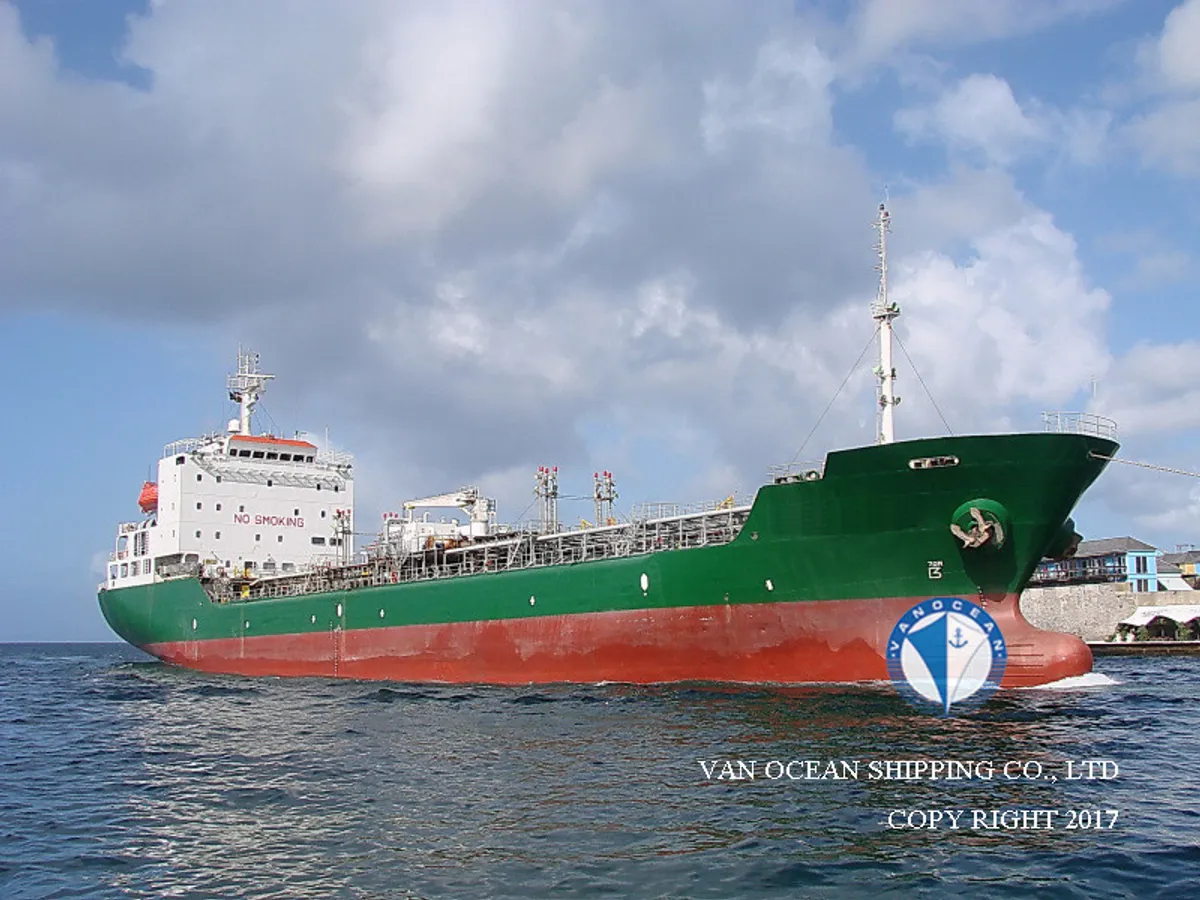 Petroliera/Chimichiera in vendita