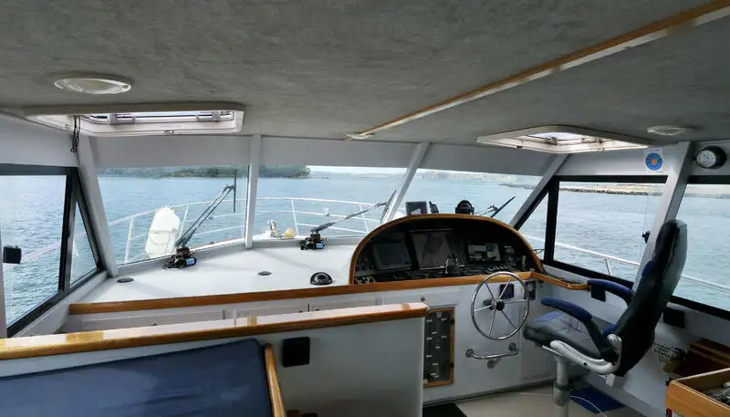 Nave da ricerca in vendita