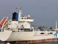 Nave refrigerata in vendita
