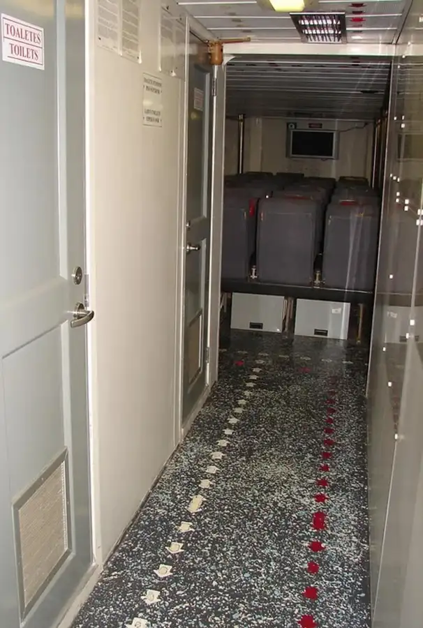 Nave da ricerca in vendita