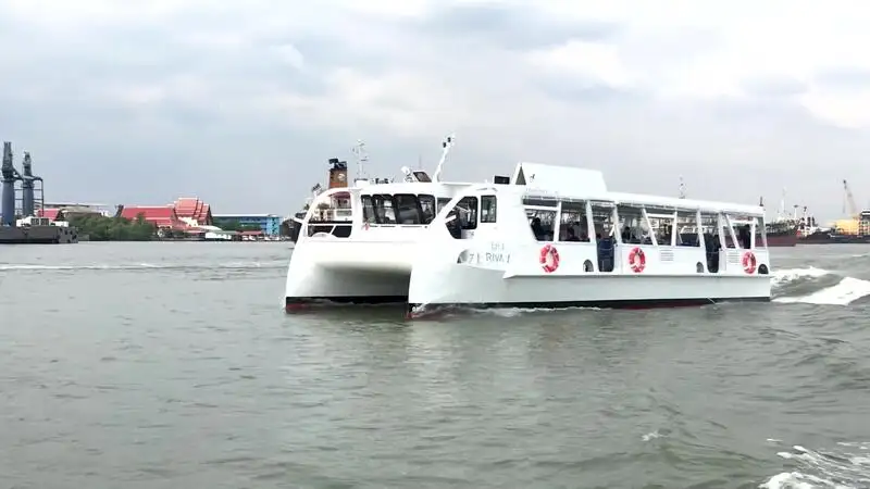 Catamarano in vendita
