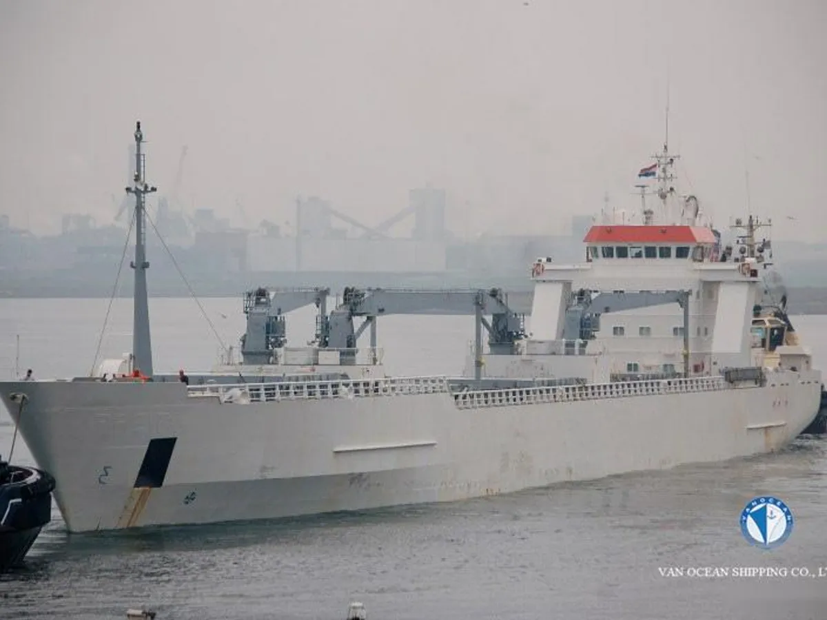 Nave refrigerata in vendita