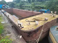 Chiatta in vendita