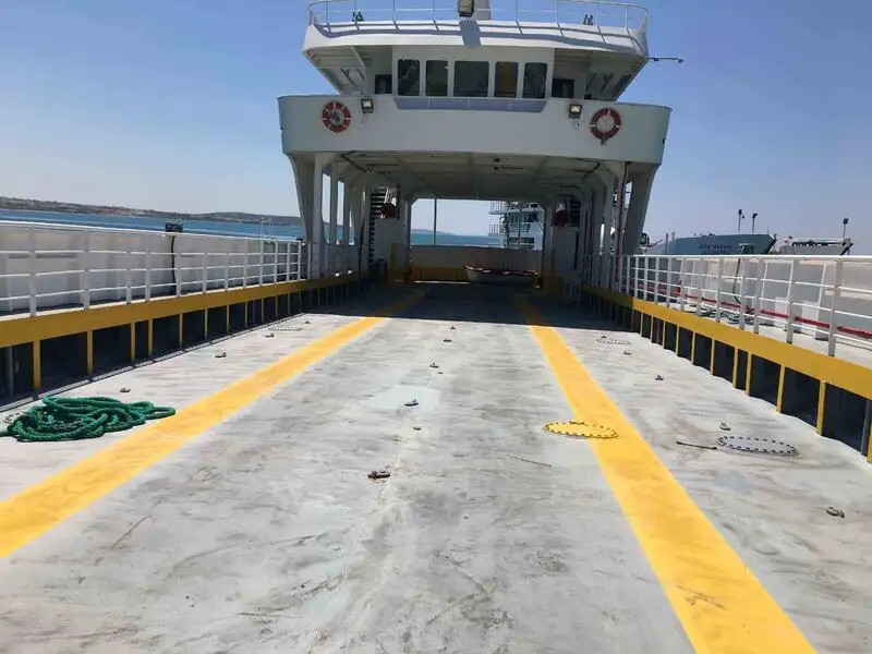 Nave da sbarco, con serbatoi in vendita