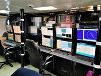 Nave da ricerca in vendita