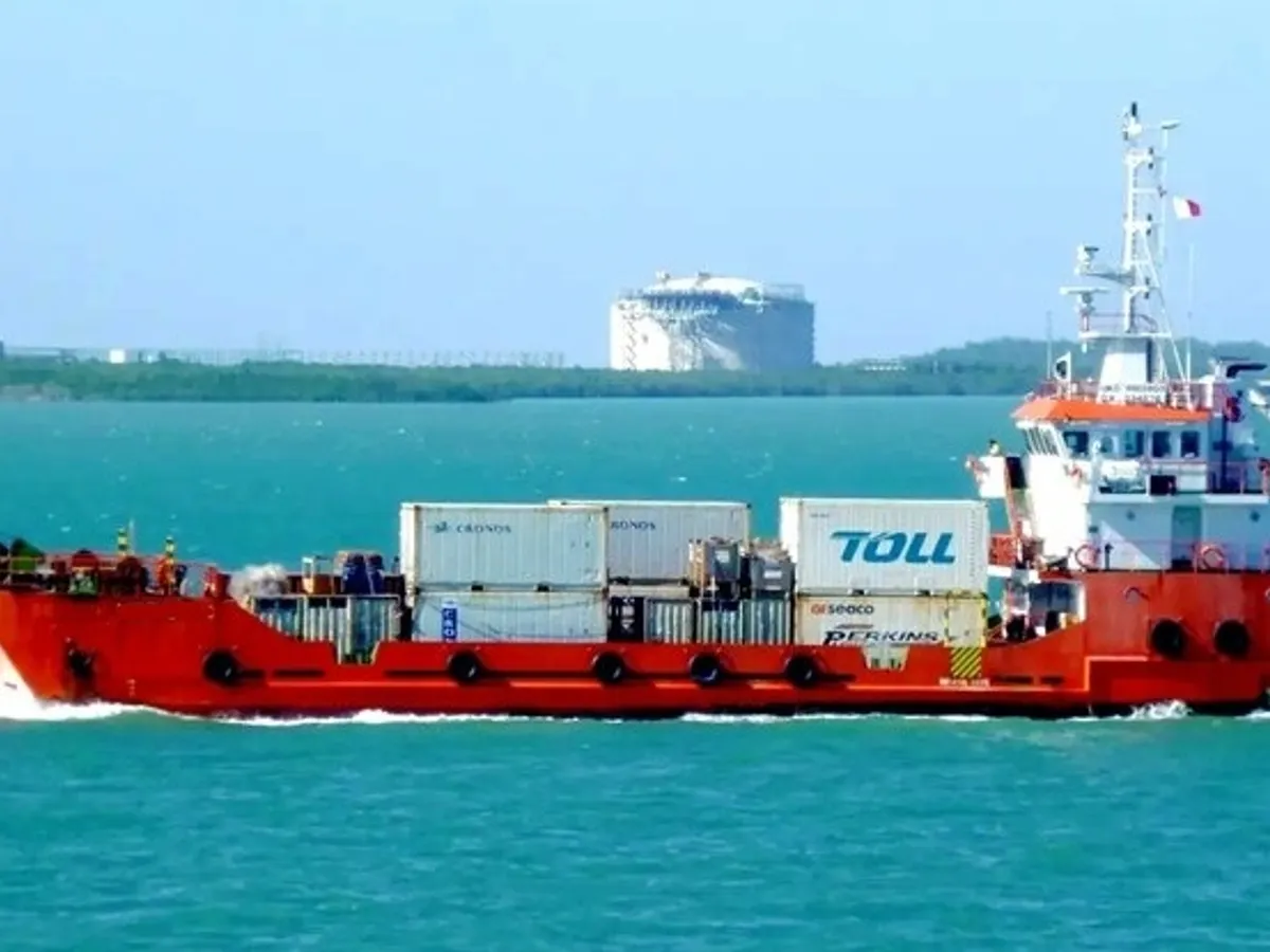 Nave da sbarco, con serbatoi in vendita