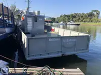 Nave di supporto in vendita