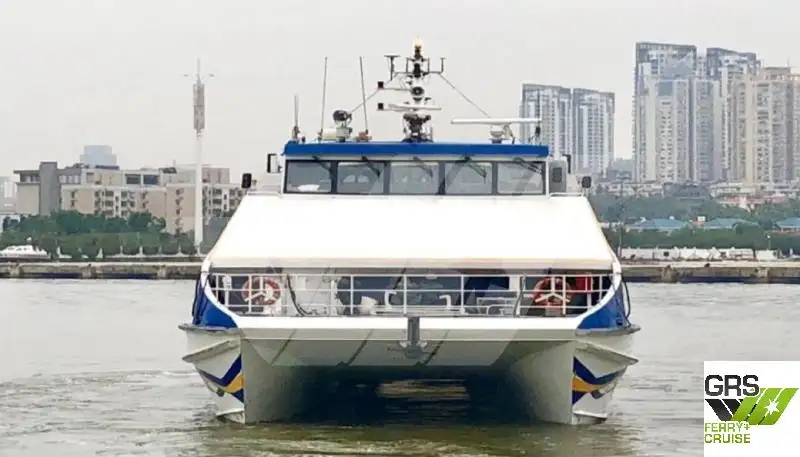 Nave passeggeri in vendita