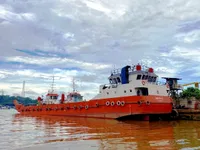Nave da sbarco, con serbatoi in vendita