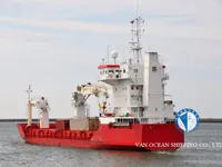 Nave refrigerata in vendita