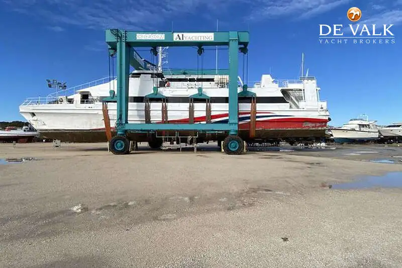 Catamarano in vendita