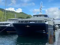 Catamarano in vendita